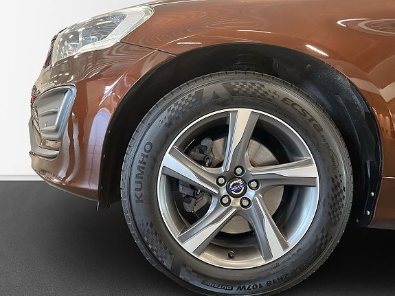Volvo XC60 5 of 5