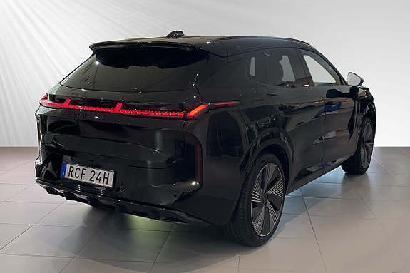 Lynk & Co 08 4 of 5
