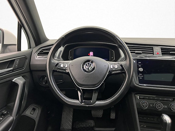 Volkswagen Tiguan 14 of 30