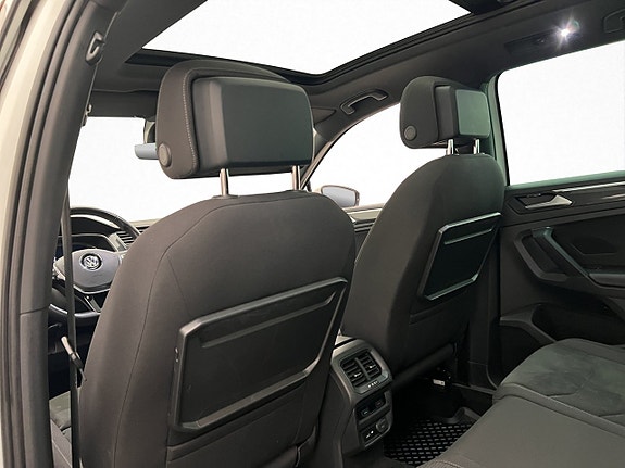 Volkswagen Tiguan 26 of 30