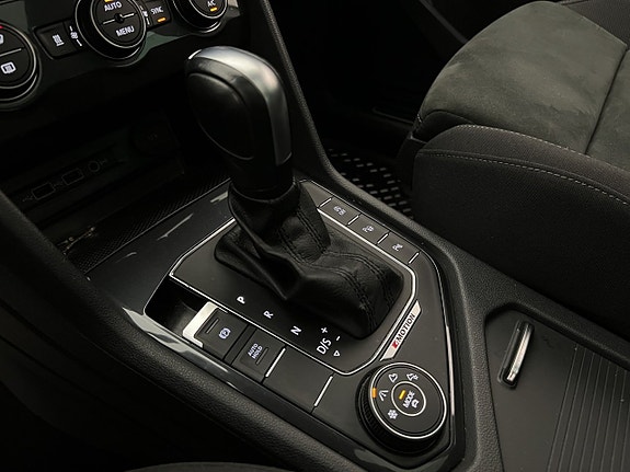 Volkswagen Tiguan 25 of 30