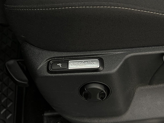 Volkswagen Tiguan 15 of 30