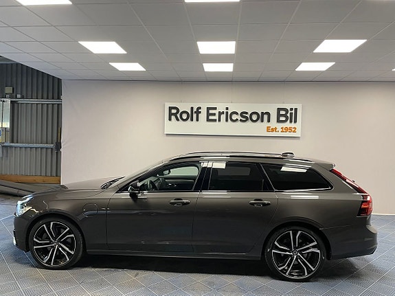 Volvo V90 2 of 5