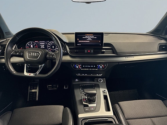 Audi Q5 8 of 18