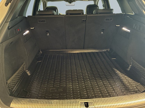 Audi Q5 12 of 18