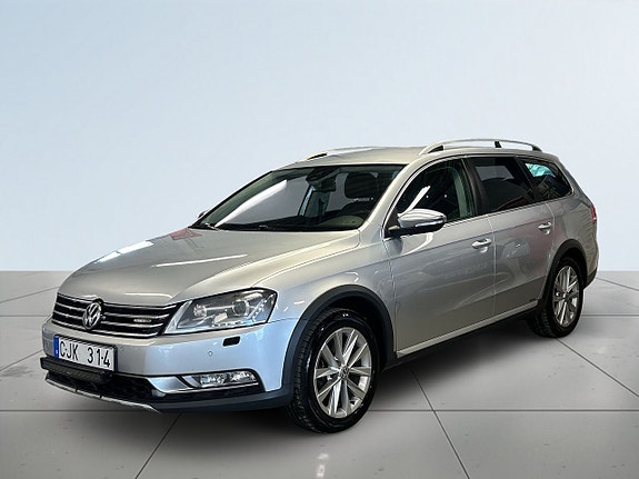 Volkswagen Passat Alltrack 16 of 22
