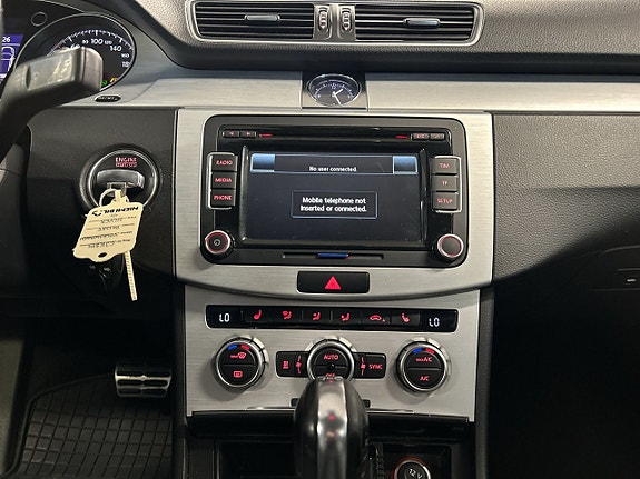 Volkswagen Passat Alltrack 11 of 22