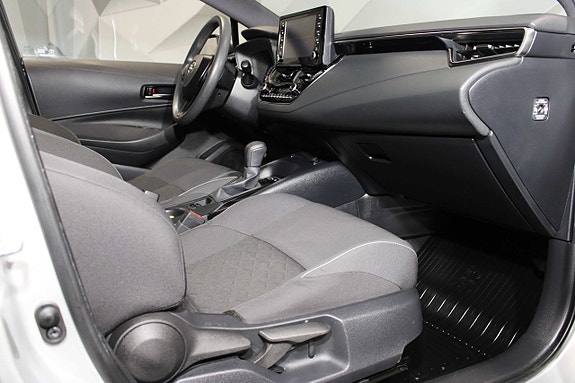 Toyota Corolla 13 of 27