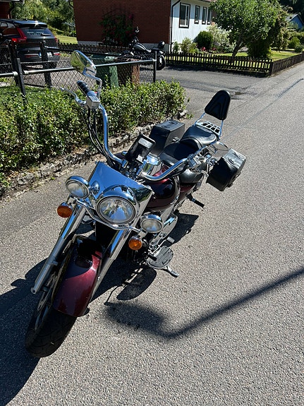 Kawasaki Vulcan 1600 Classic 3 of 4