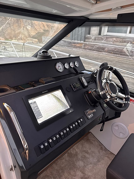 Grandezza 34 OC 2018 | Mycket välutrustad | Fullservad Volvo Penta D6-370 9 of 9