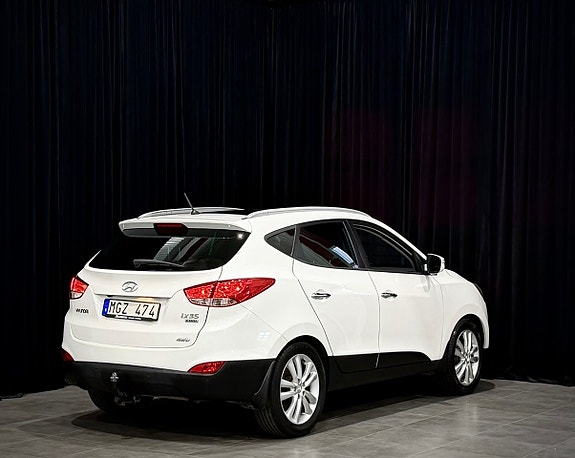 Hyundai ix35 4 of 5