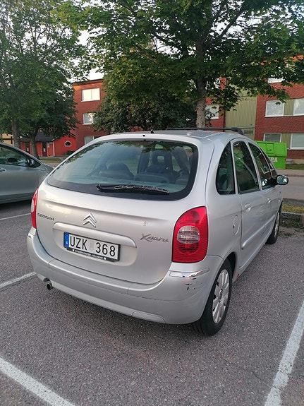 Citroen Xsara Picasso 2 of 5
