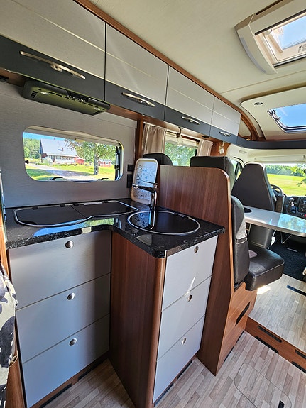 LMC T712 5 of 7