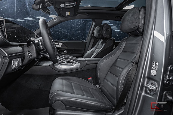 Mercedes-Benz GLS580 14 of 21
