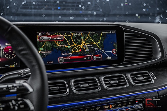 Mercedes-Benz GLS580 12 of 21