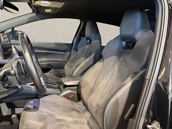 Skoda Enyaq 4 of 5