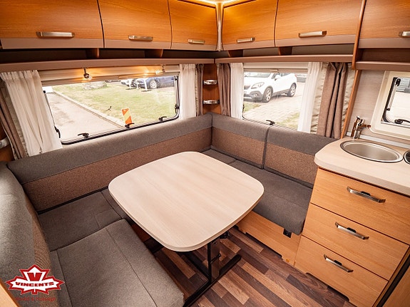 Knaus Sport 450 FU *Queensbädd *Mover 2 of 5