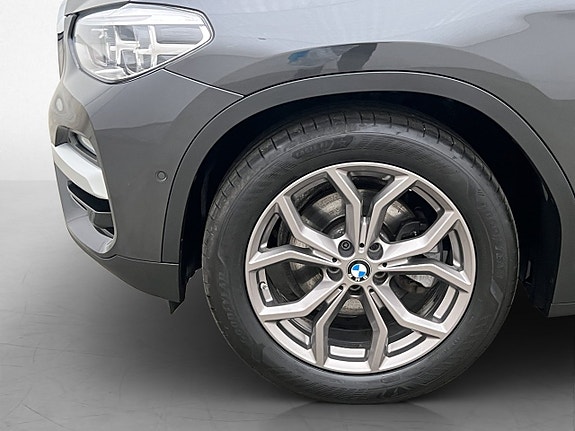 BMW X3 30 of 30