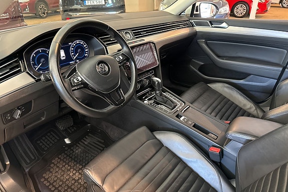 Volkswagen Passat 5 of 5