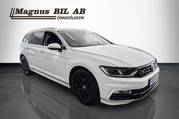 Volkswagen Passat 2 of 5