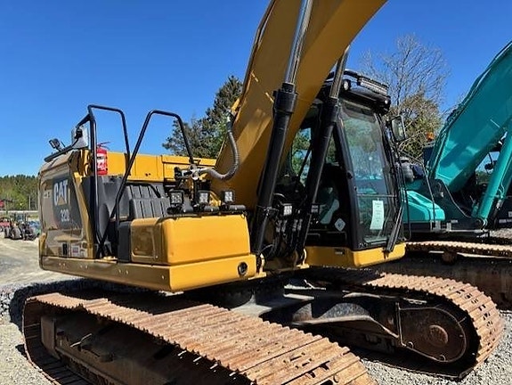 CAT 320 2 of 10
