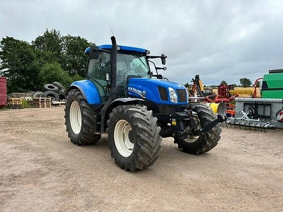 New Holland T 6.175 DC 2 of 6