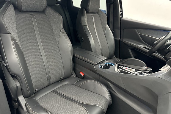 Peugeot 3008 13 of 30