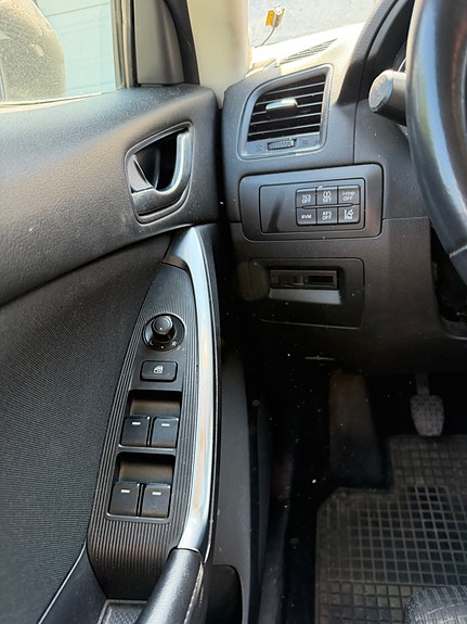 Mazda CX-5 6 of 9