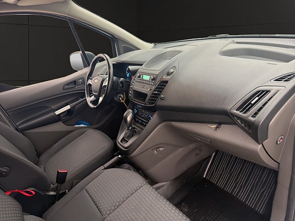 Ford Transit Connect 26 of 30