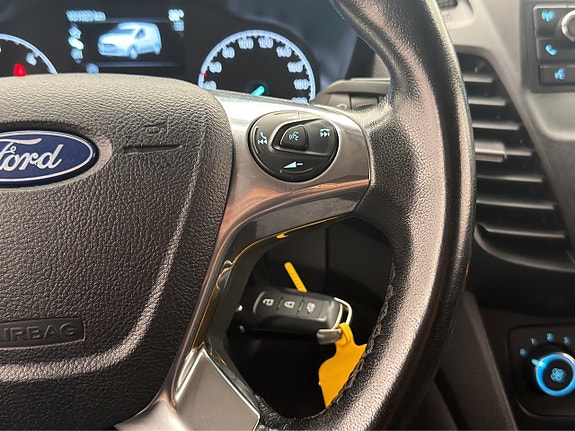 Ford Transit Connect 20 of 30