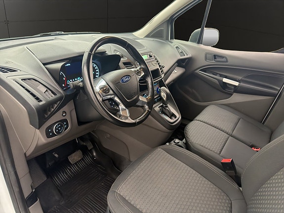 Ford Transit Connect 16 of 30