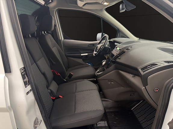 Ford Transit Connect 25 of 30