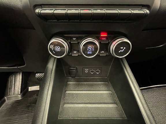 Renault Captur 13 of 18