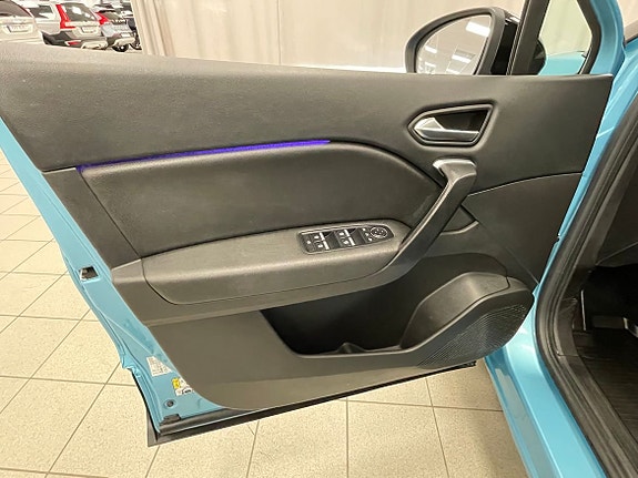 Renault Captur 5 of 18
