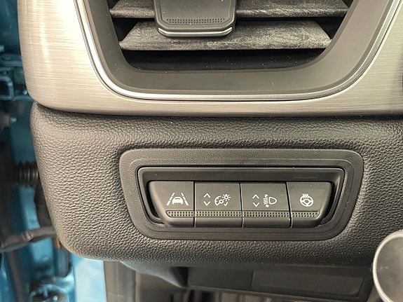 Renault Captur 6 of 18