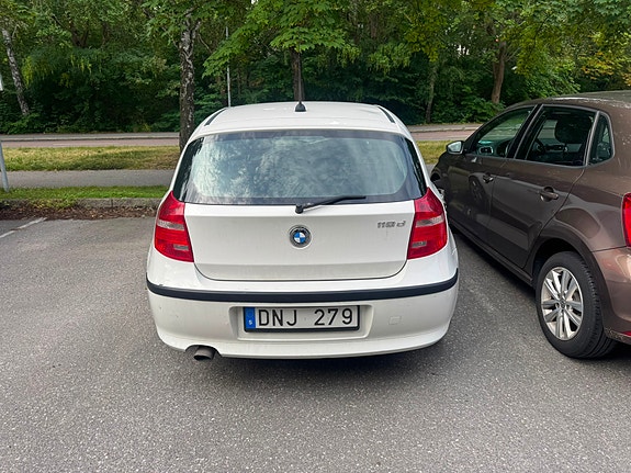 BMW 118d 5 of 5