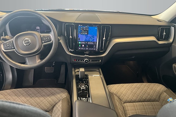 Volvo XC60 12 of 15