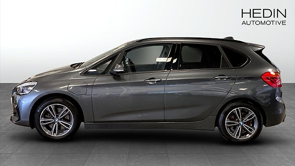 BMW 225xe 6 of 9