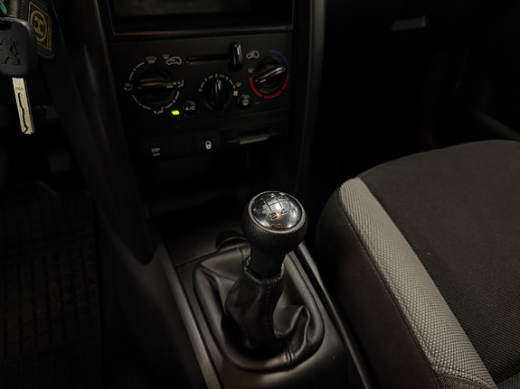 Peugeot 207 11 of 12