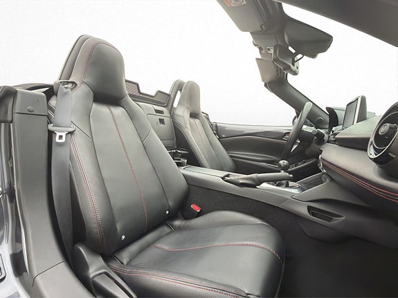 Mazda MX-5 17 of 27