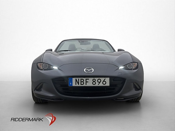 Mazda MX-5 2 of 5