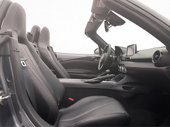 Mazda MX-5 15 of 27