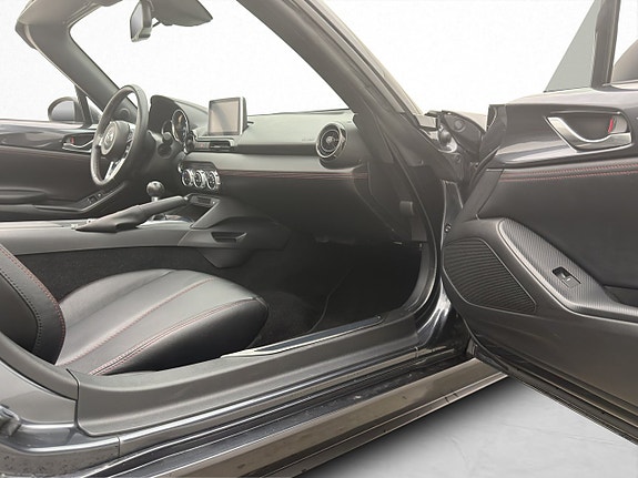 Mazda MX-5 16 of 27