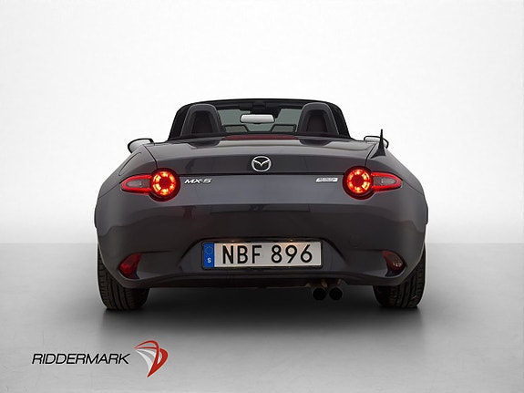 Mazda MX-5 8 of 27