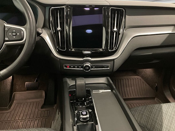 Volvo XC60 12 of 13