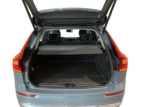 Volvo XC60 13 of 13