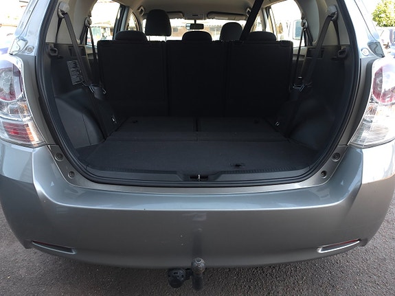 Toyota Verso 13 of 13