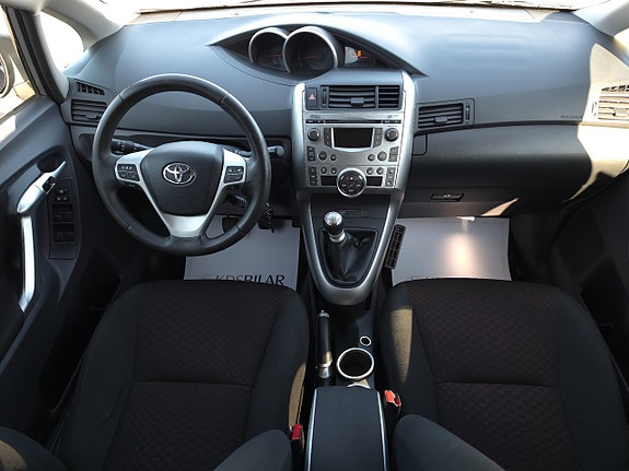 Toyota Verso 9 of 13