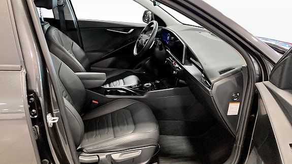 Kia Niro 3 of 9