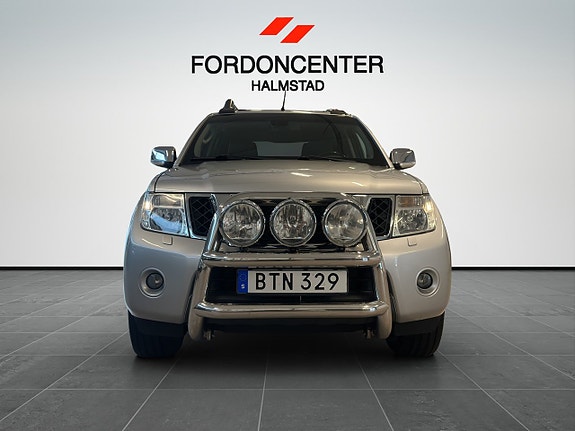 Nissan Navara 3 of 5